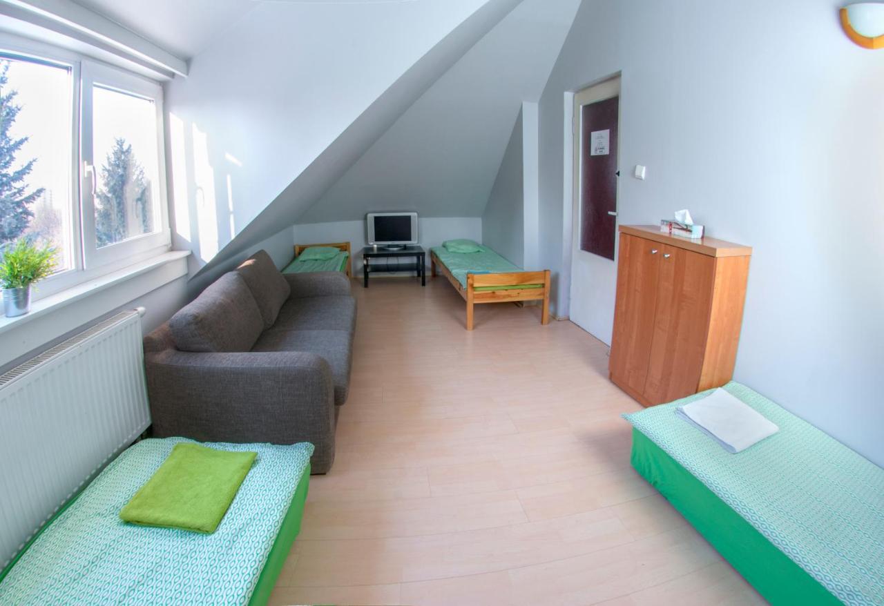 Wilanowska Hostel Warschau Exterior foto